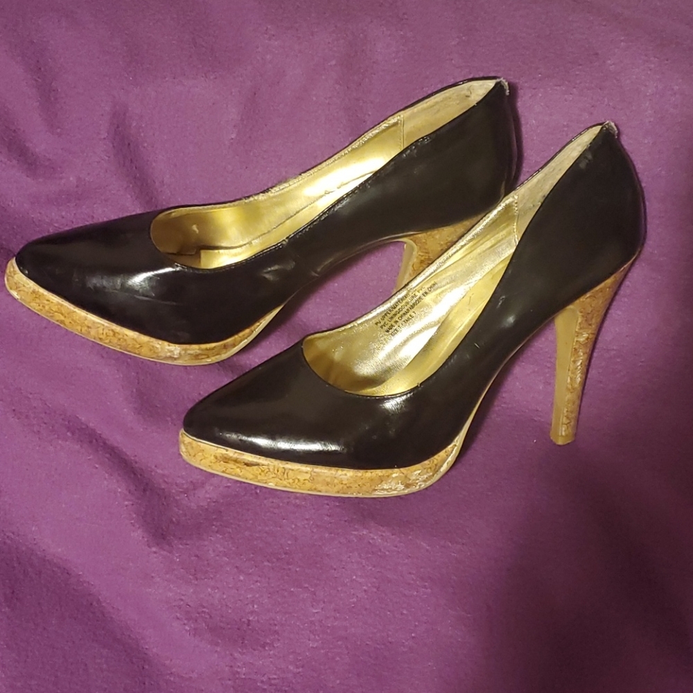 🔴Faux Cork platform Heels Sz 7 Suzy Sheir